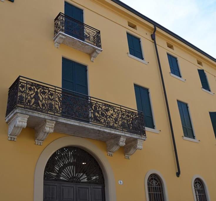 Queen Verona Luxury Apartment Eksteriør bilde