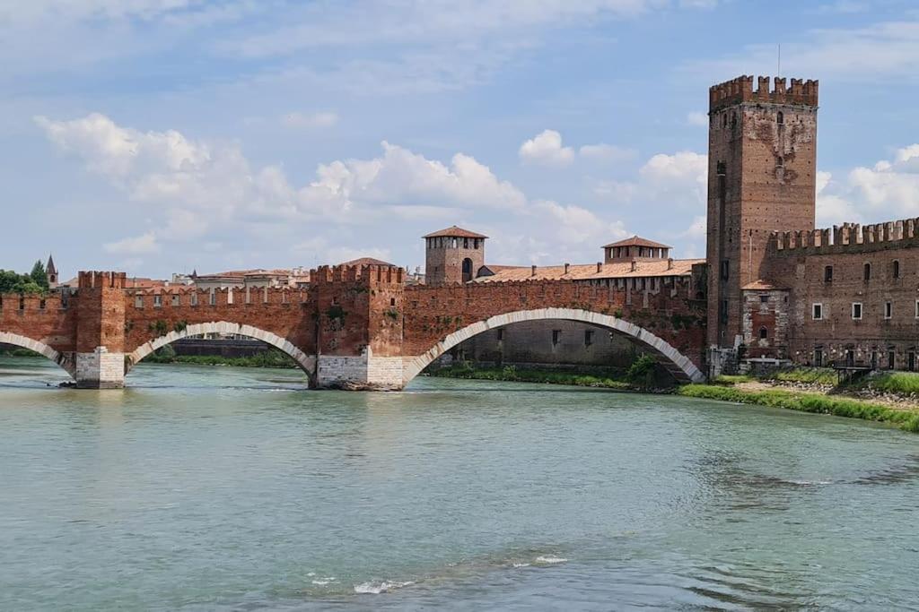 Queen Verona Luxury Apartment Eksteriør bilde