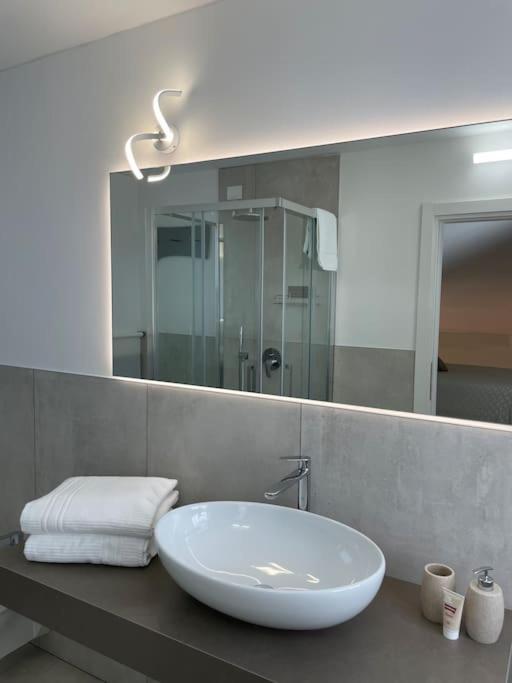 Queen Verona Luxury Apartment Eksteriør bilde